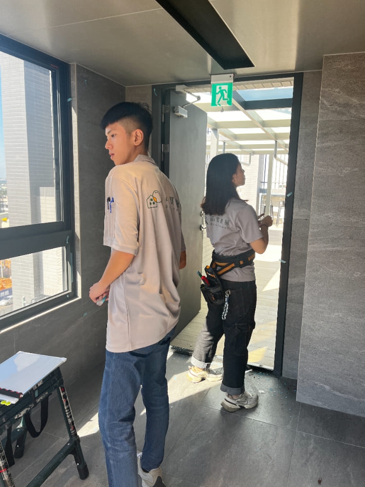 公設梯廳壁磚空心、外觀檢測