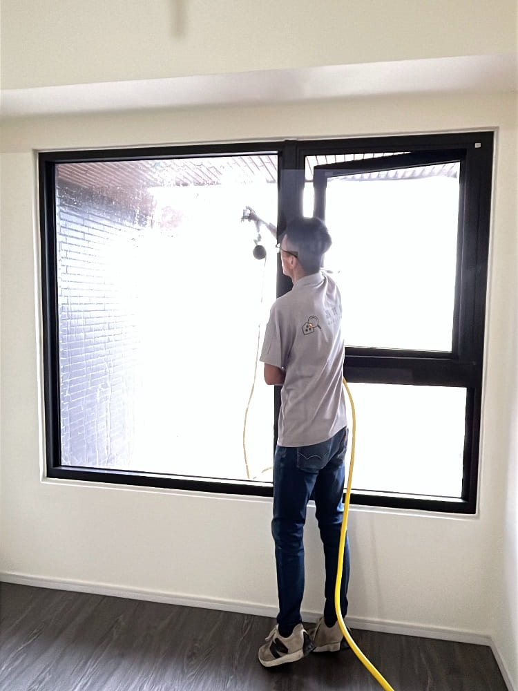 窗框灑水防水檢測