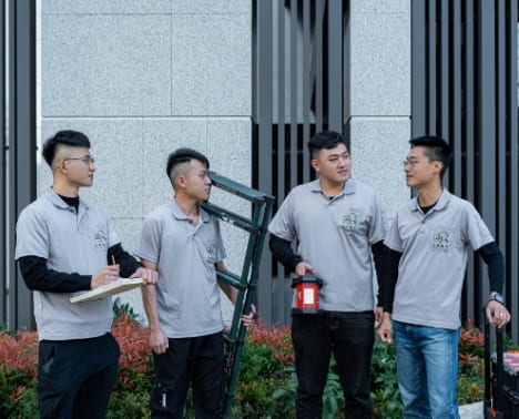 工程師現場討論